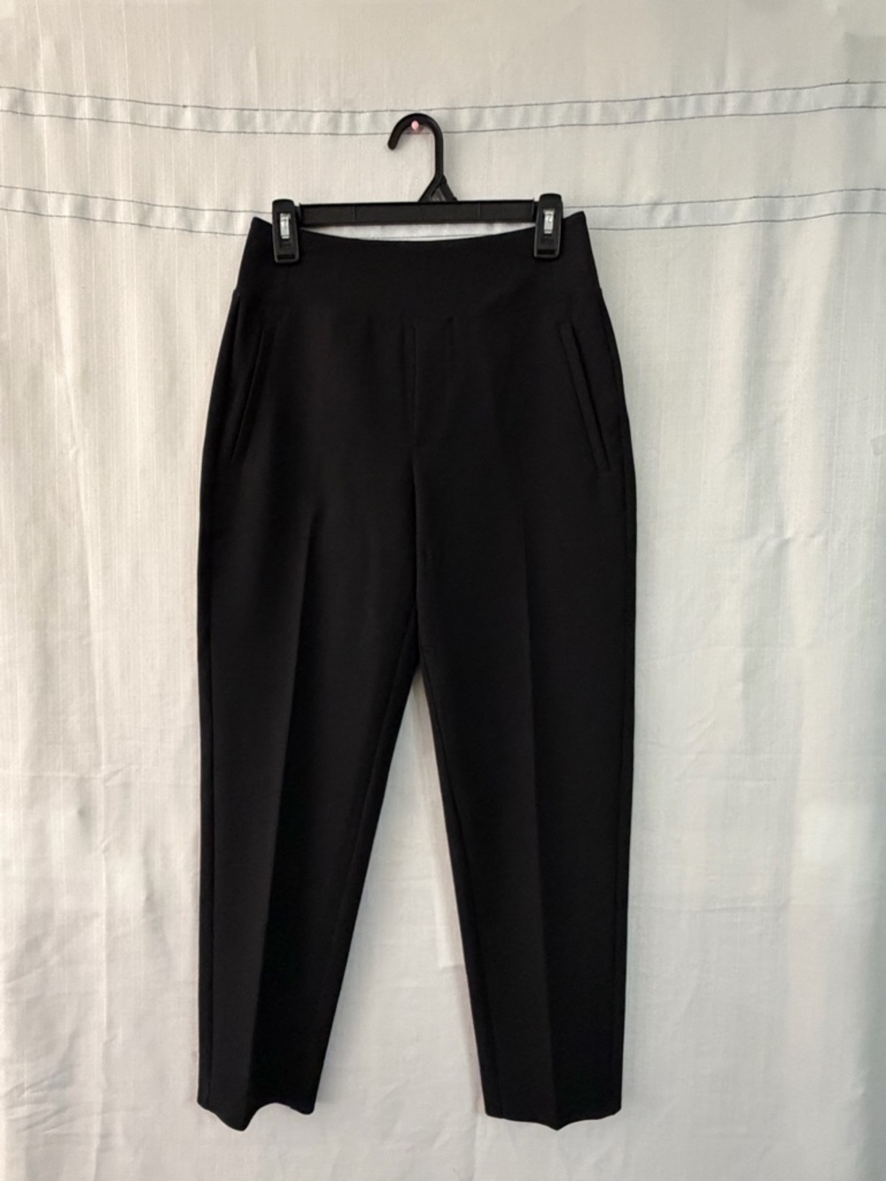 Athleta Black High-Rise Tapered Pants women’s Size 2 Zipper Pockets(A549)